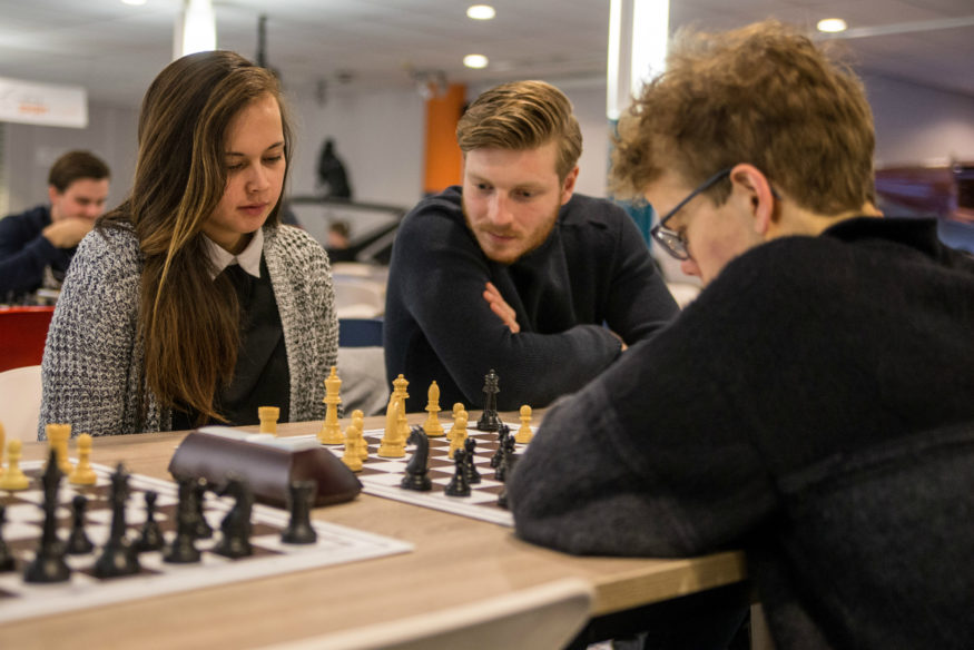 benefícios do #xadrez 1:pode aumenta seu QI 2:ajuda a prevenir doen